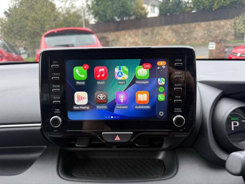 Toyota Yaris 1.5 Hybrid Design Cvt - One Owner - Ftsh - App DV72ONH Black #3
