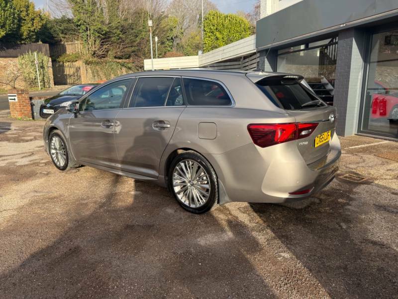 Toyota Avensis 2.0D Excel - Ftsh - Sunroof - Hseats - 2015 CX65LOF Brown #4