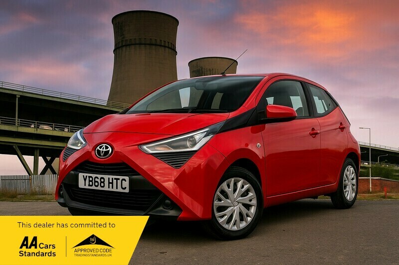 Toyota Aygo Vvt-i X-play Red
