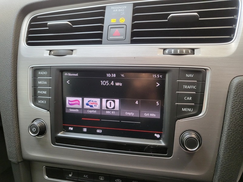 Volkswagen Golf Match Edition Tdi Bmt VN16BBU White #4