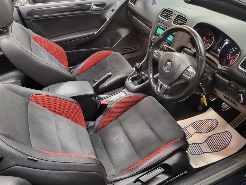 Volkswagen Golf Gt Tdi Bluemotion Technology Y23LML Black #2