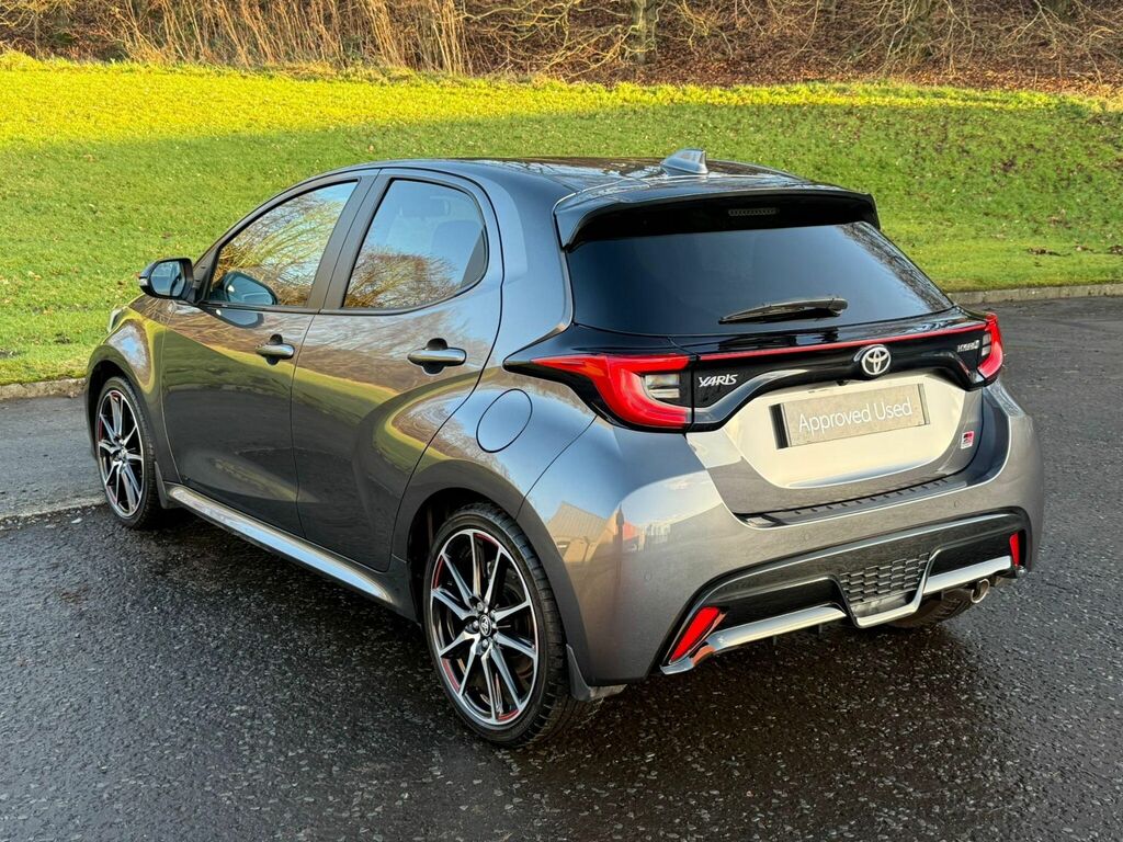 Toyota Yaris 1.5 Vvt-h Gr Sport E-cvt Euro 6 Ss Grey