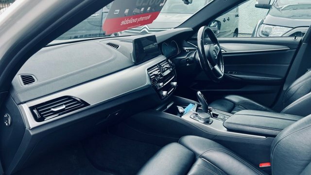 BMW 5 Series 520D M Sport Saloon FV67AVN White #6