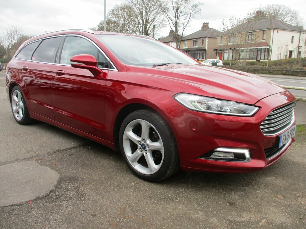 Ford Mondeo 1.5T Ecoboost Titanium Edition Estate A Red #3