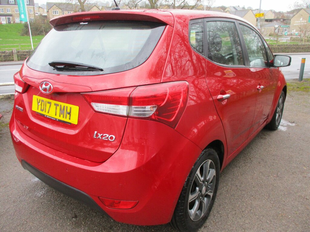Hyundai Ix20 1.6 Se Hatchback Euro 6 125 Ps YD17TMH Red #5