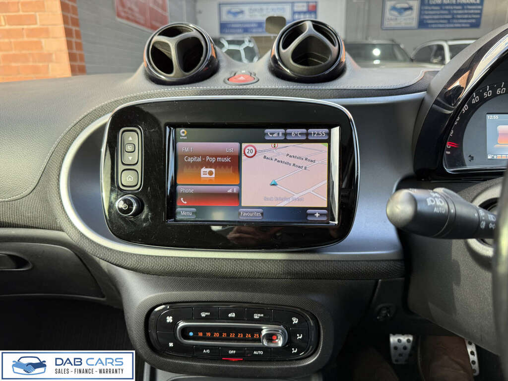 Smart Fortwo 0.9 Fortwo Brabus Xclusive White #4