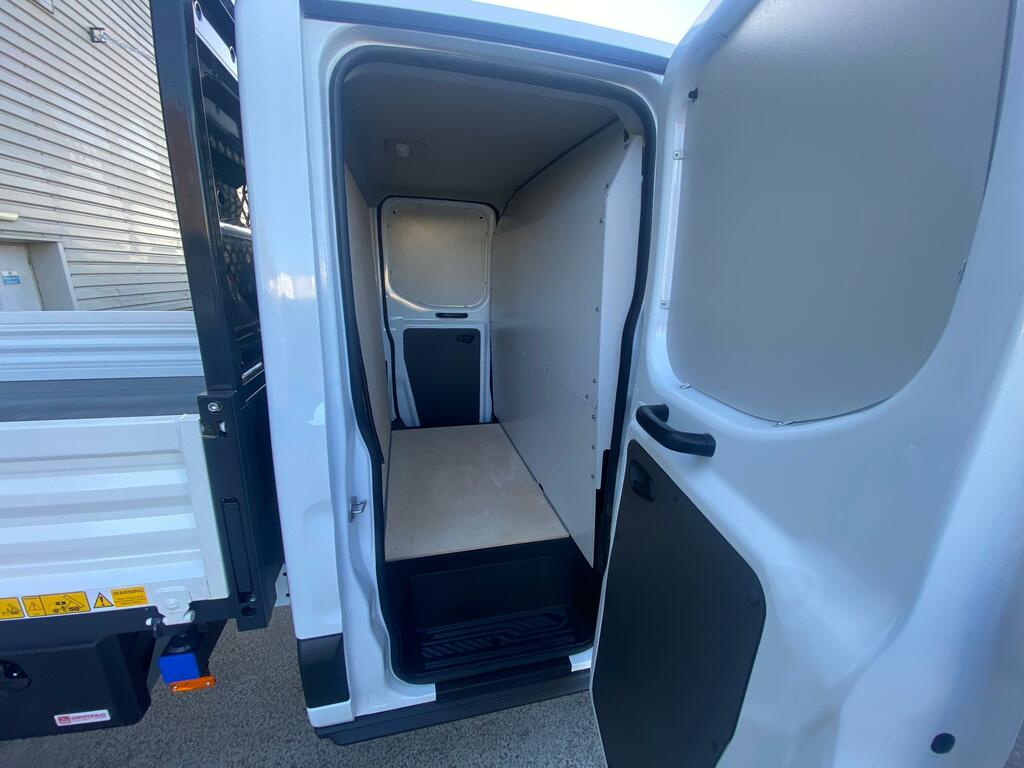 Ford Transit Custom L3drw, Utility-storage, Steel Tipper, Tow Bar, Re