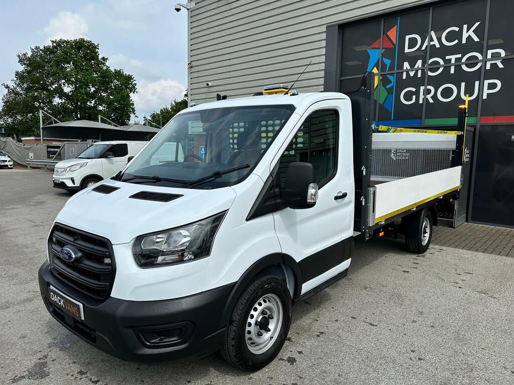 Ford Transit Custom 26 Reg L4 130-Ps, Fwd, Reverse Camera, Chapter 8,T #5