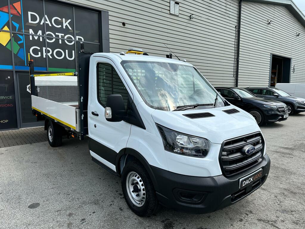 Ford Transit Custom 26 Reg L4 130-Ps, Fwd, Reverse Camera, Chapter 8,T #3