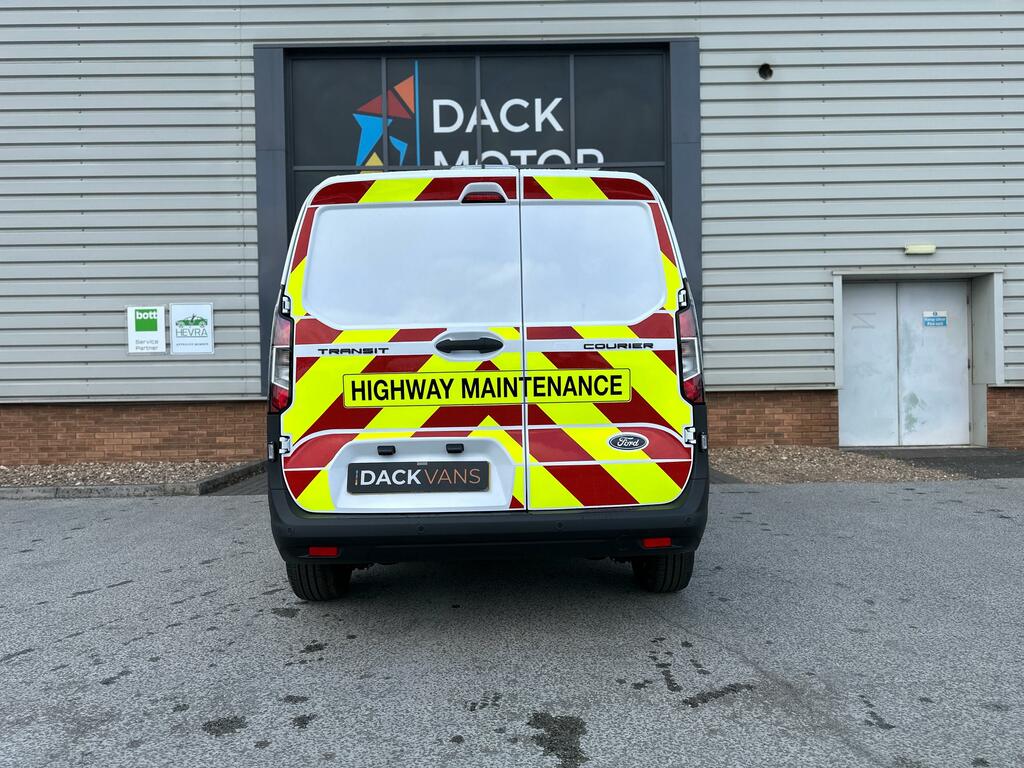 Ford Transit Courier 1.5 Trend Euro 6, Utility, Civils Site Van, Air-co #2