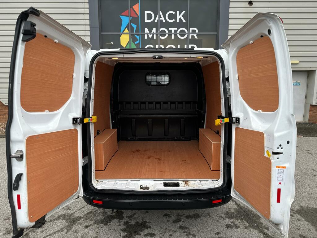 Ford Transit Custom L2h1 Fwd Crew Van 6 Seats, Air-con Service History EO72WKE White #2