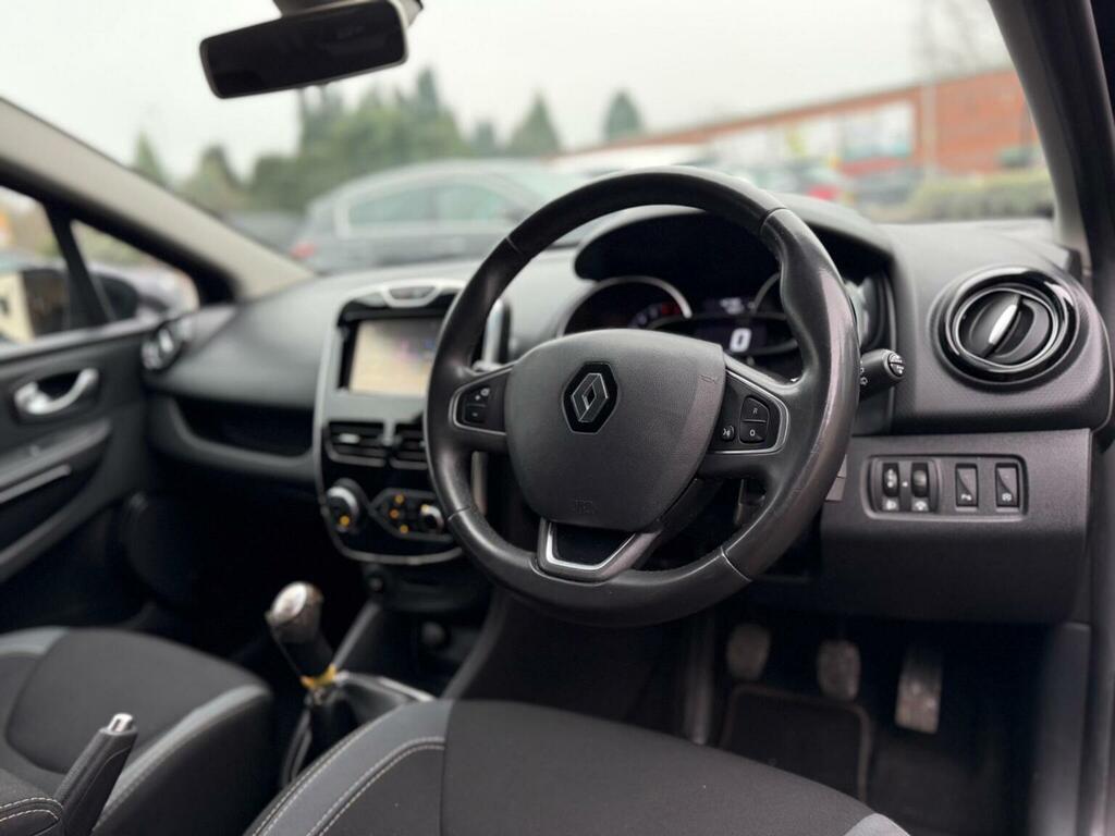 Renault Clio Hatchback 0.9 Tce Dynamique S Nav Euro 6 Ss LV66DWW Black #3