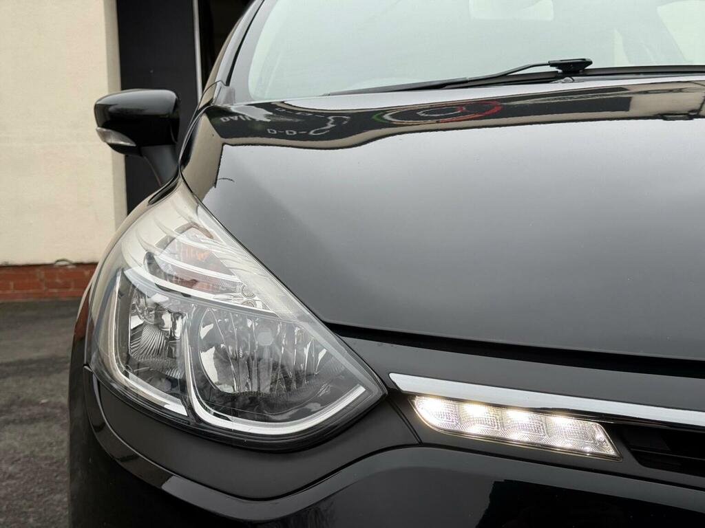 Renault Clio Hatchback 0.9 Tce Dynamique S Nav Euro 6 Ss Black