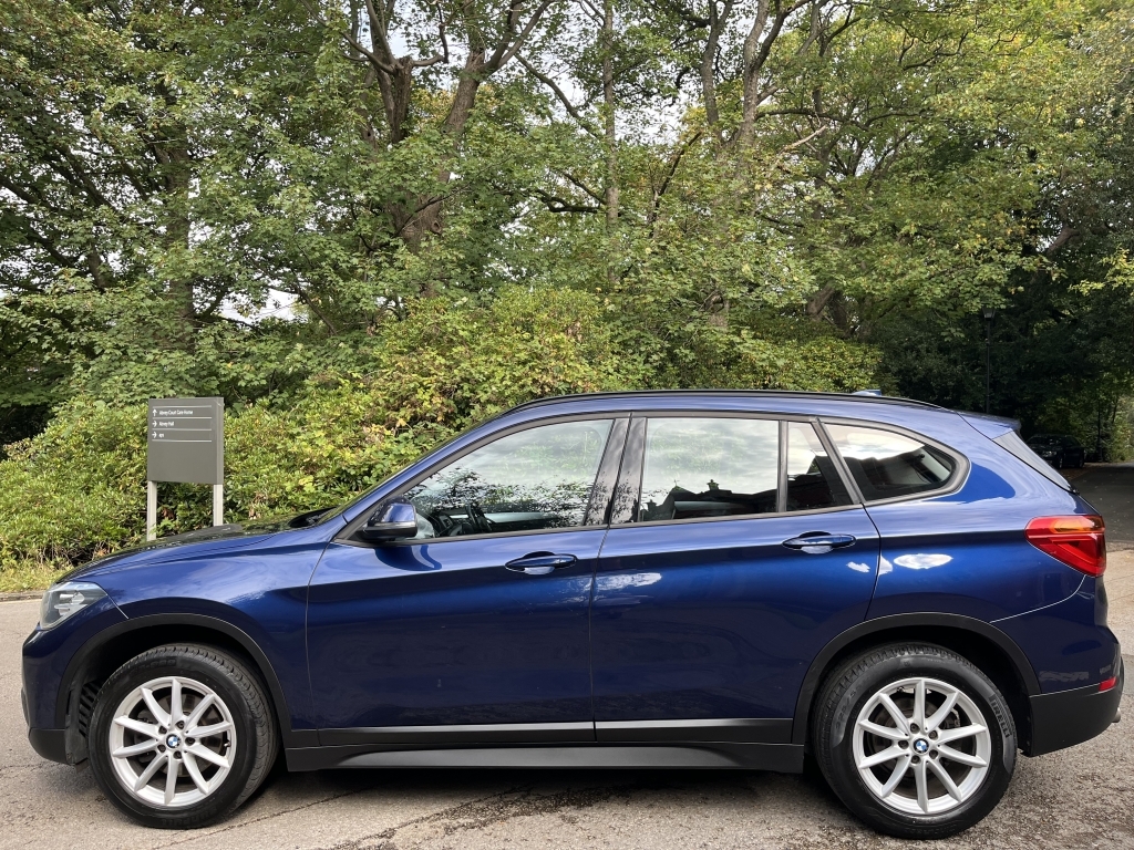 BMW X1 Estate PY18HHC Blue #2