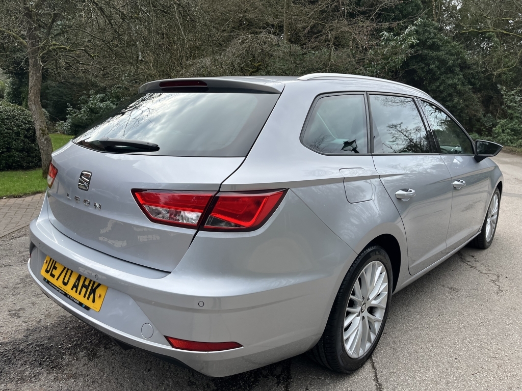 Seat Leon Estate DE70AHK Silver #3