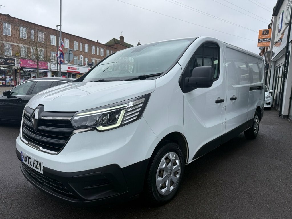Renault Trafic 2L Business VN72HZV White #2