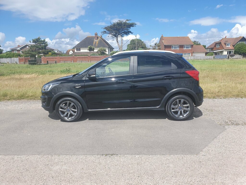 Ford KA+ Active 5-Door 1.2 YX19KVS Black #2