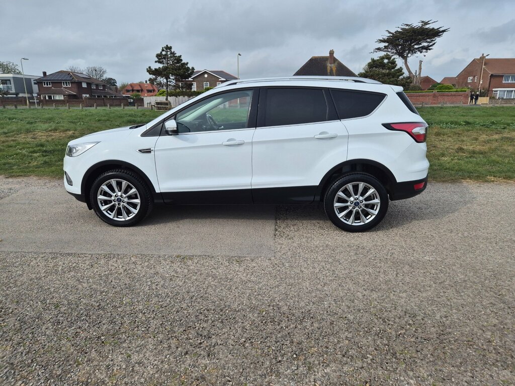 Ford Kuga Titanium Edition 2.0 Tdci 150 Ps 5-Door LL69LMU White #2