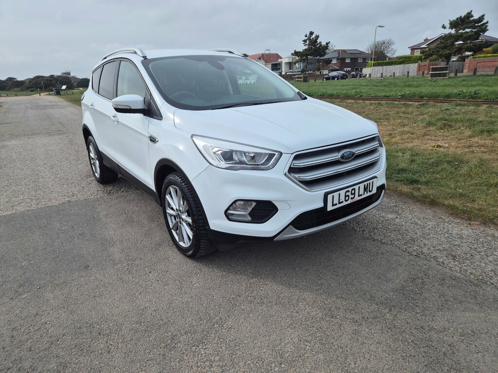 Ford Kuga Titanium Edition 2.0 Tdci 150 Ps 5-Door LL69LMU White #3