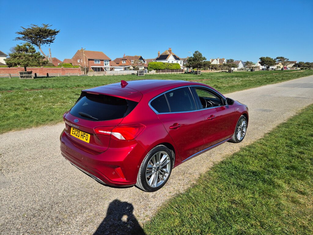 Ford Focus Vignale 1.5 185 Ps Hatchback Red #6