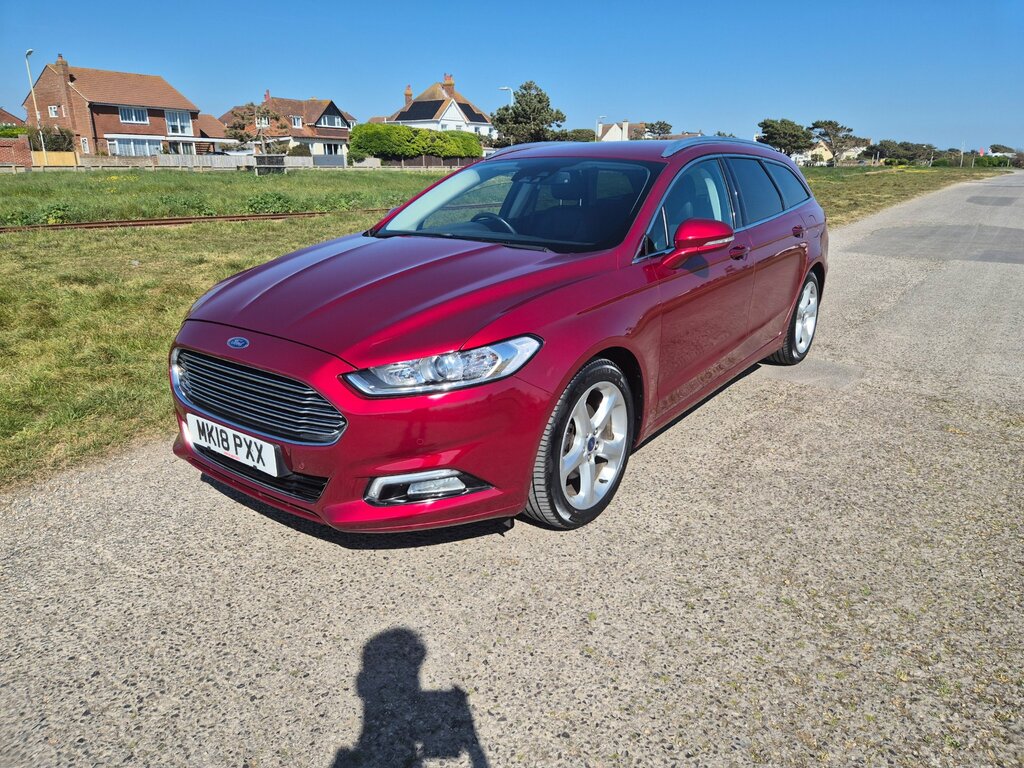 Ford Mondeo Titanium 2.0 Tdci 180 Ps Estate Red #3