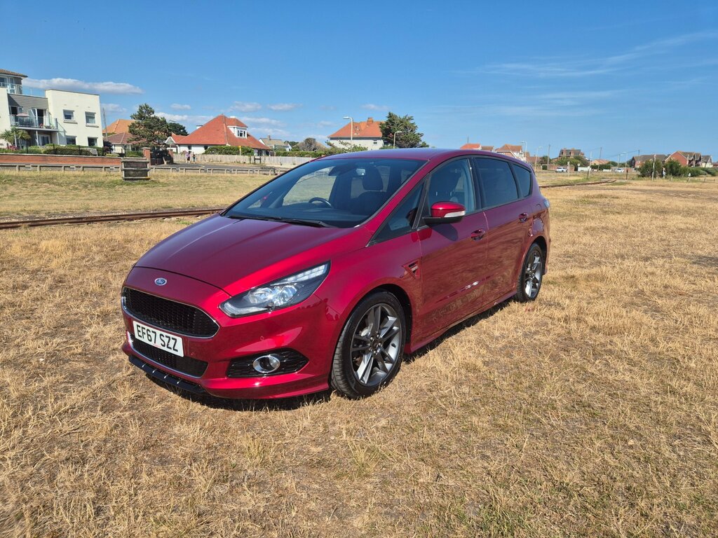 Ford S-Max St-line 7 Seater 5-Door Red #3