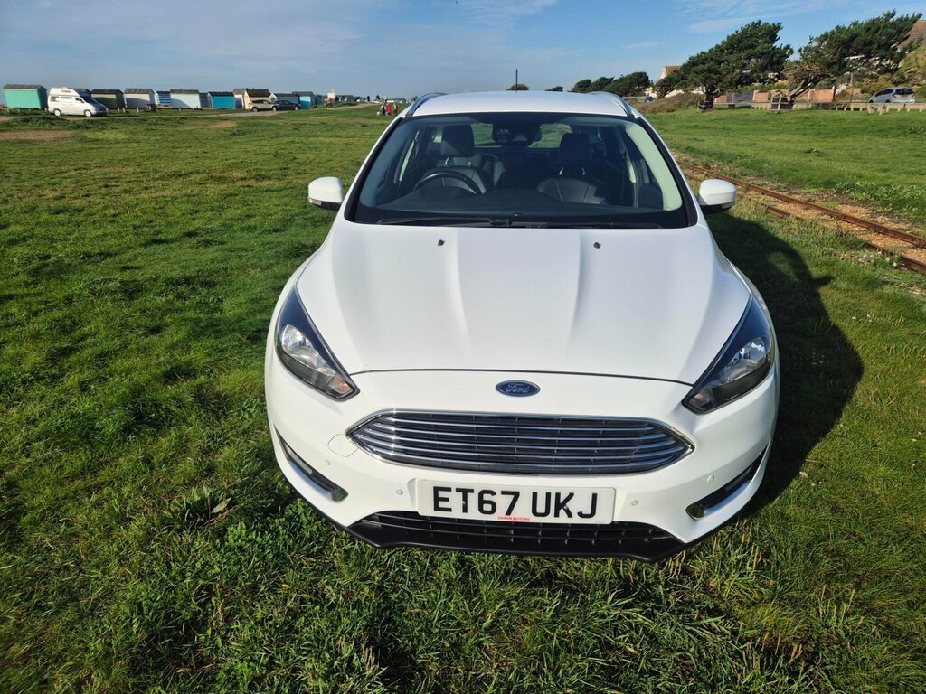 Ford Focus Titanium 1.5 Estate ET67UKJ White #2