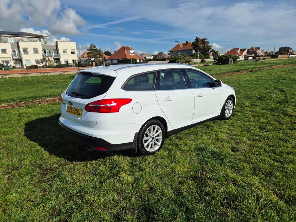 Ford Focus Titanium 1.5 Estate White