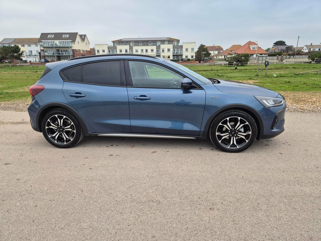 Ford Focus Active X Mhev Mild Hybrid Blue