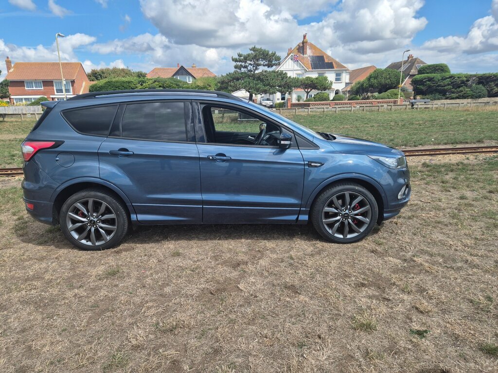 Ford Kuga St-line Edition 2.0 Tdci 180 Ps 4X4 Blue