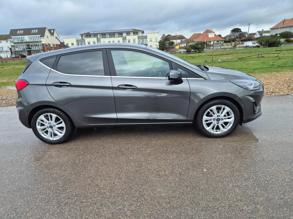 Ford Fiesta Titanium 5dr Petrol Grey #2