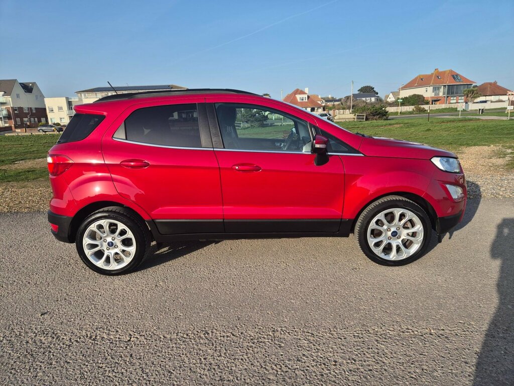 Ford Ecosport Titanium With X Pack . Red
