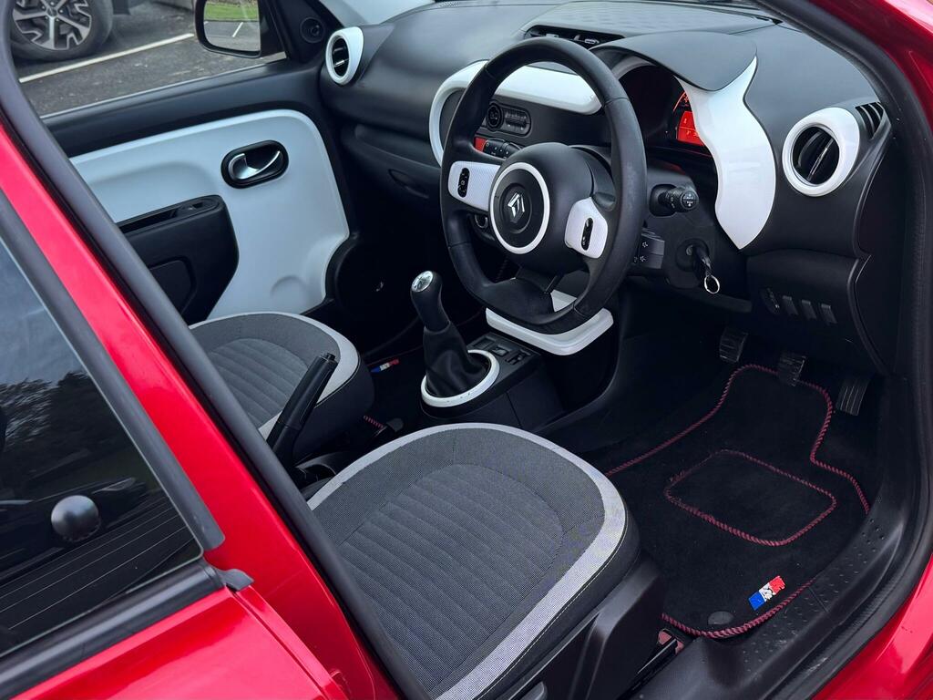 Renault Twingo 1.0 Sce Play Euro 6 ST68OZH Red #2