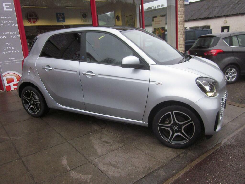 Smart Forfour 17.6Kwh Premium 22Kw Charger 202171 Silver