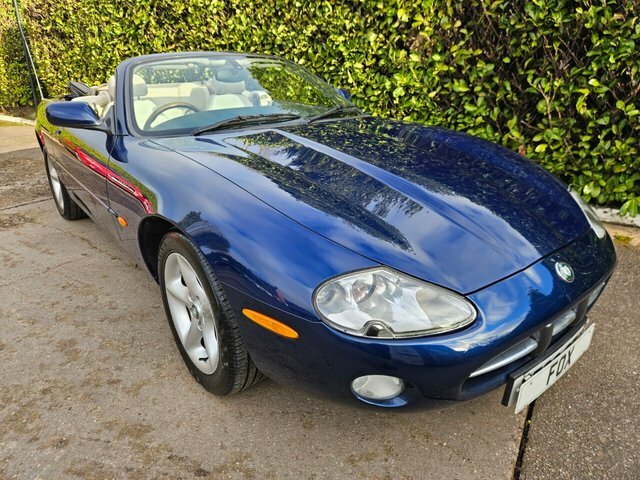 Jaguar XK 4.0 Convertible 290 Bhp Red #10