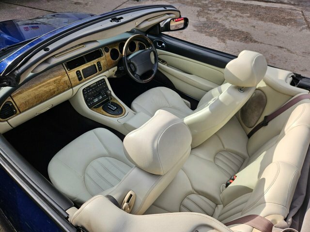 Jaguar XK 4.0 Convertible 290 Bhp Red #20