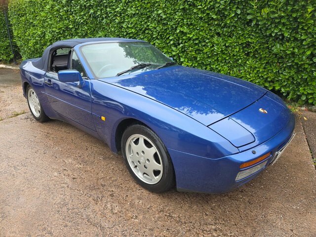 Porsche 944 Coupe 3.0 Red #29