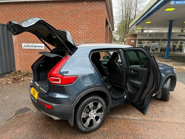 Volvo XC40 2019 2.0 T4 Inscription Suv Awd Eu AY19FDG Blue #6