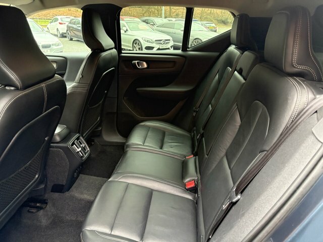 Volvo XC40 2019 2.0 T4 Inscription Suv Awd Eu AY19FDG Blue #5