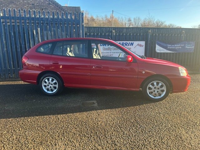 Kia RIO Hatchback LX 200505 Red #3