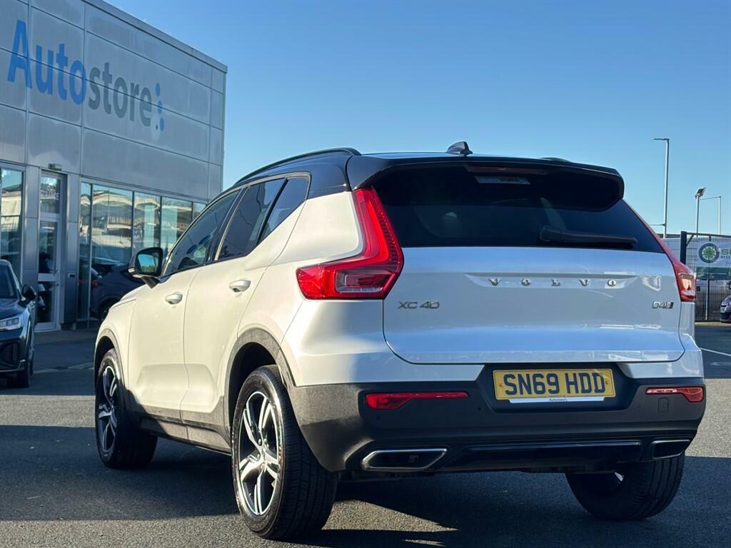 Volvo XC40 2.0 D4 R-design Awd Euro 6 Ss SN69HDD White #6