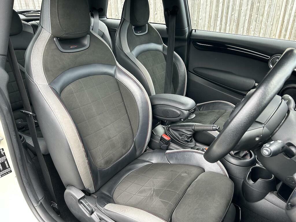 Mini Hatch 2.0 Cooper S Sport Euro 6 Ss KX69MFA White #2