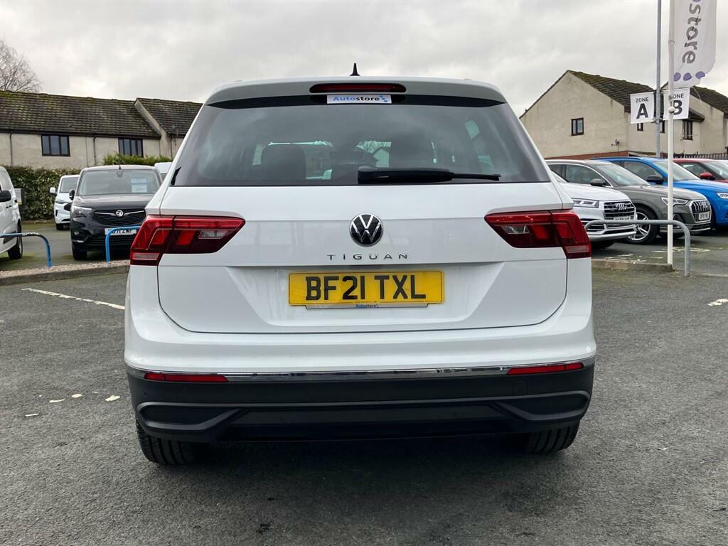 Volkswagen Tiguan 1.5 Tsi Life Euro 6 Ss BF21TXL White #6
