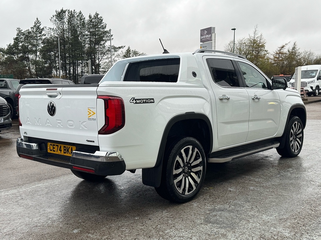 Volkswagen Amarok Tdi 3.0 V6 Aventura 240Ps 1 Owner 2 Keys With 360 White #2