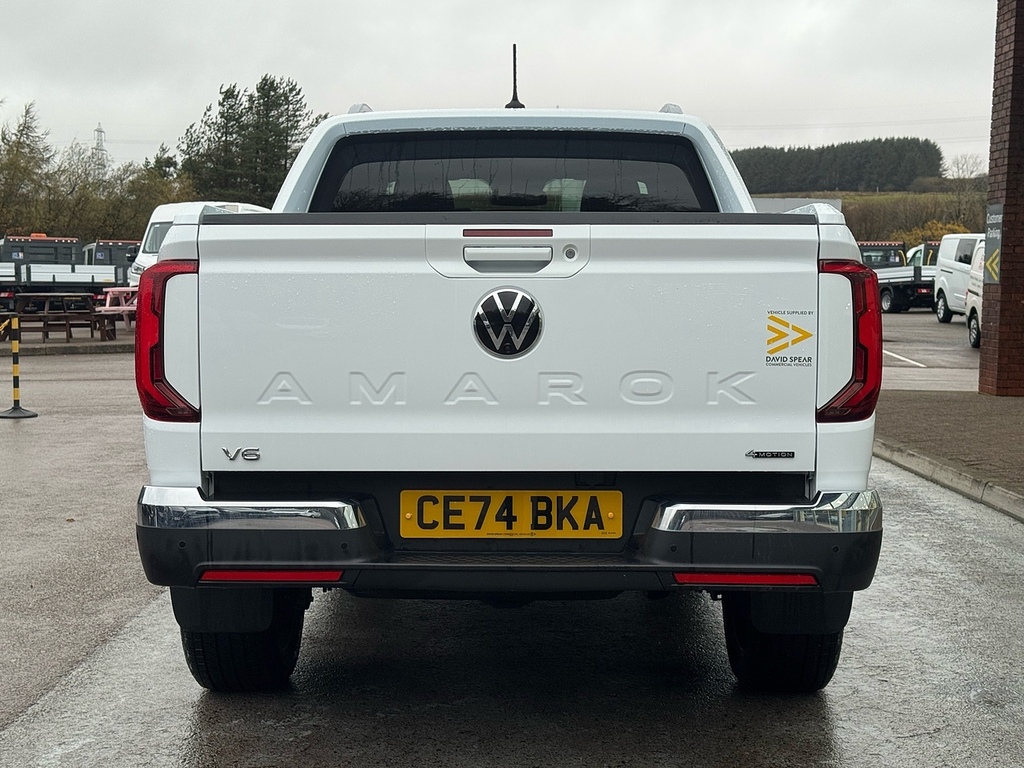 Volkswagen Amarok Tdi 3.0 V6 Aventura 240Ps 1 Owner 2 Keys With 360 White #6