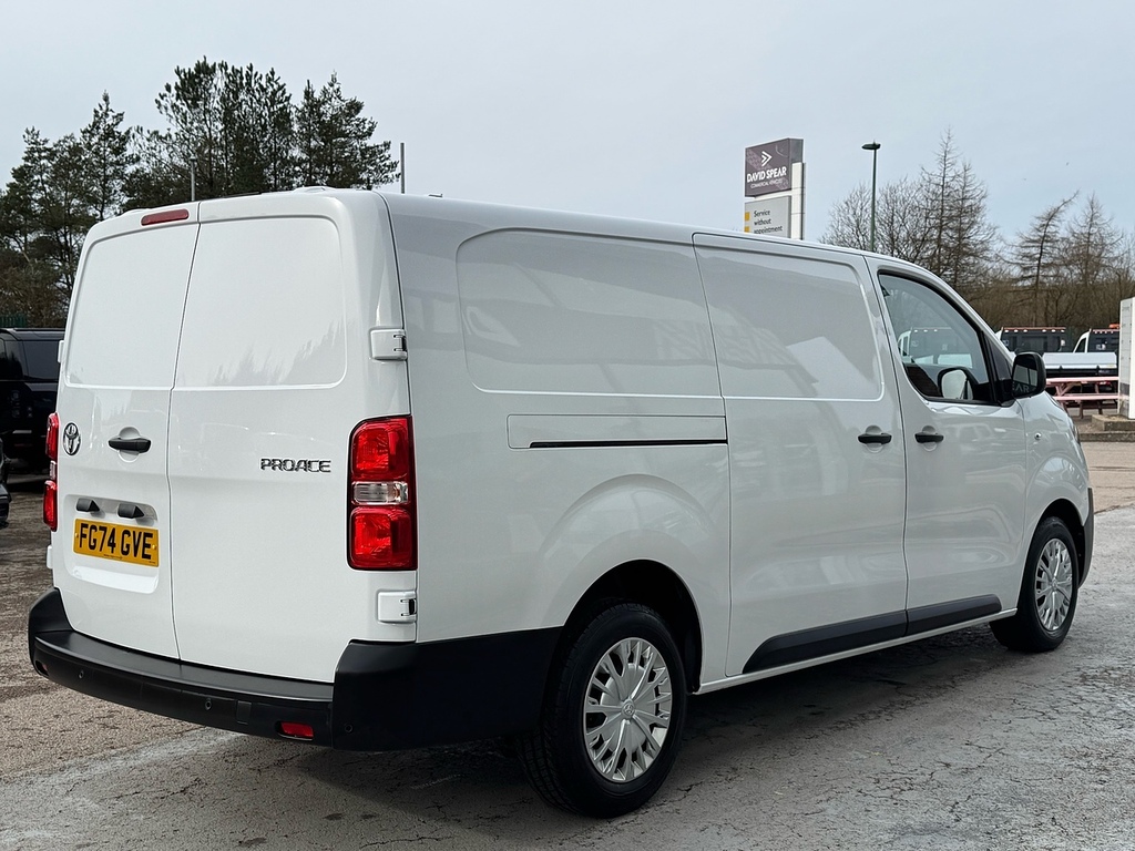 Toyota PROACE 2.0D Icon Lwb 145Ps Euro 6 With Air Con, Sat Nav FG74GVE White #2