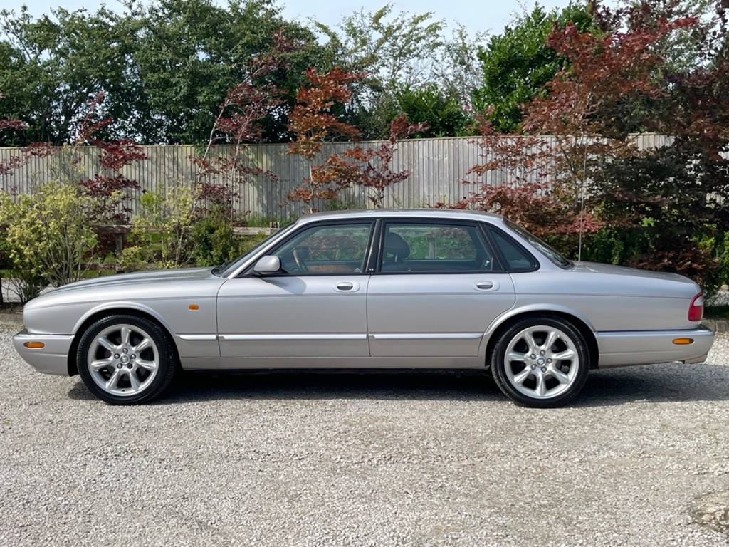 Jaguar XJR Xjr Supercharged Silver #5