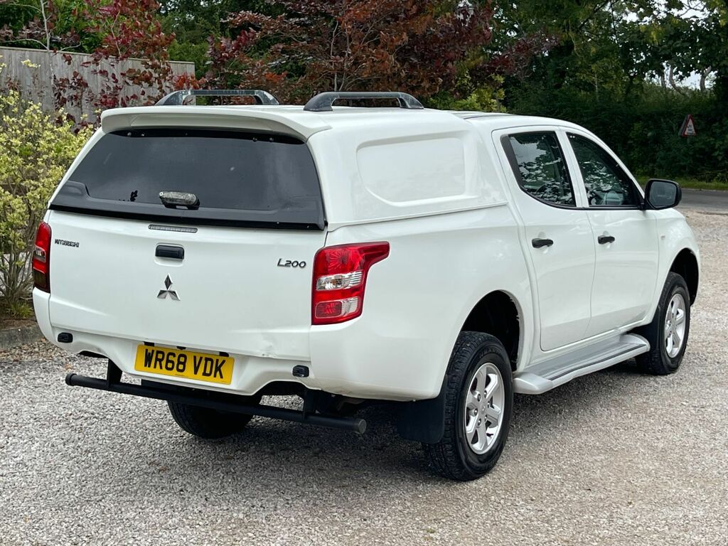 Mitsubishi L200 2.4 Di-d Dc 4Life WR68VDK White #3