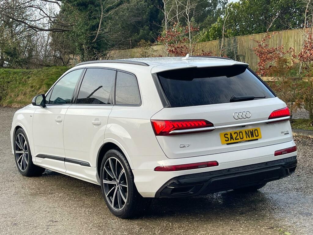Audi Q7 3.0 Tdi V6 50 Black Edition Tiptronic Quattro Euro SA20NWO White #6