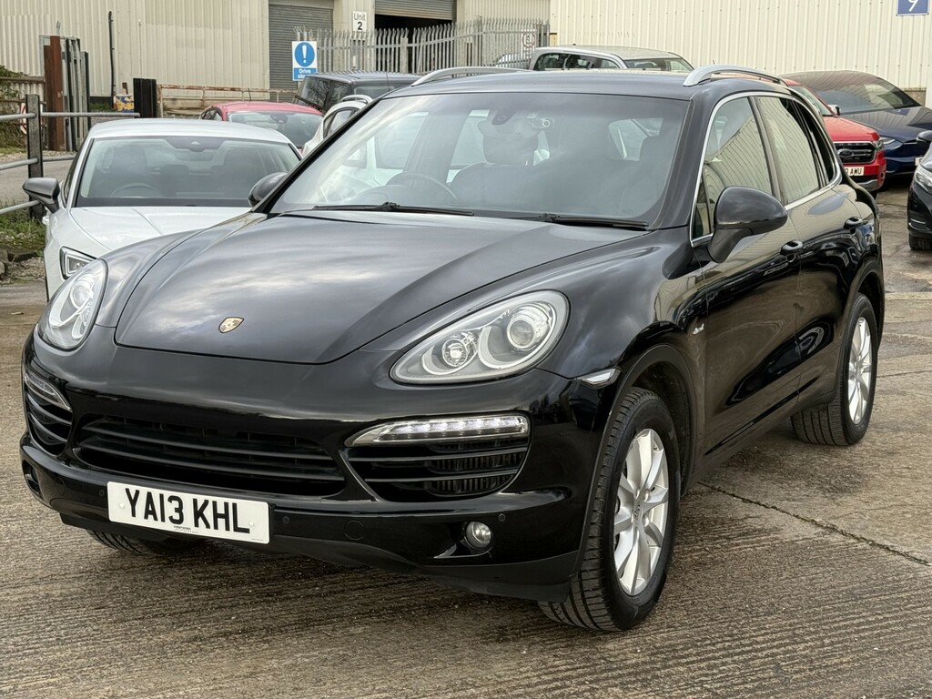 Porsche Cayenne 3.0 Td V6 YA13KHL Black #2